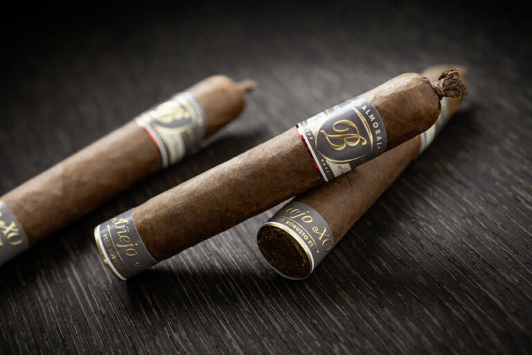 Balmoral Anejo XO Petit Robusto FT – Bild 3