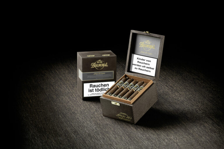 Balmoral Anejo XO Oscuro Petit Robusto FT – Bild 3