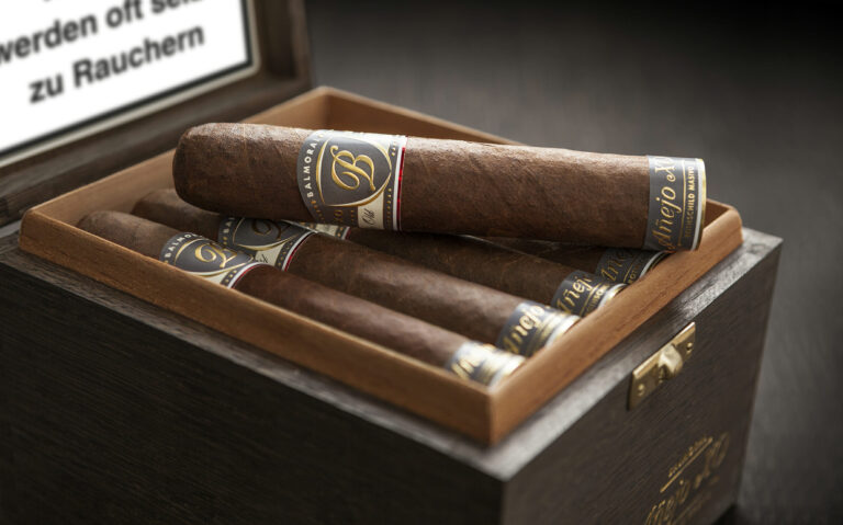 Balmoral Anejo XO Rothschild Masivo – Bild 3