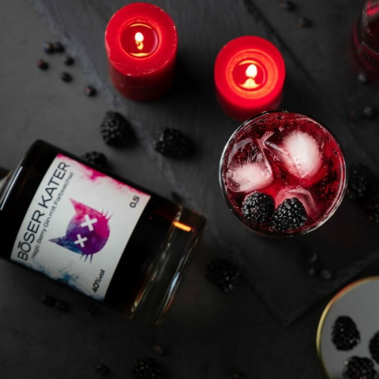 Böser Kater Magic Berry Gin mit Farbwechsel 40% Vol. – Bild 4