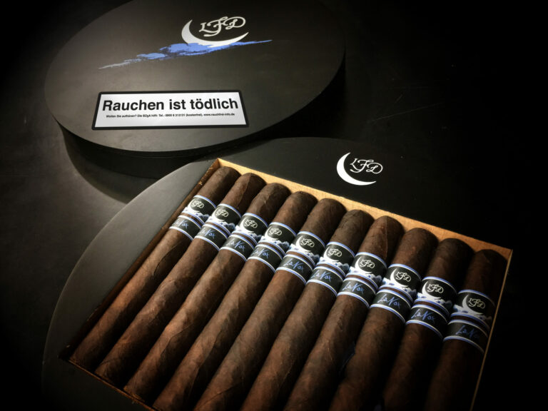 La Flor Dominicana La Nox Petit Corona – Bild 3